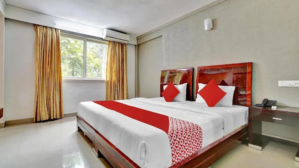Hotel Aec Residency Alappuzha 2*,