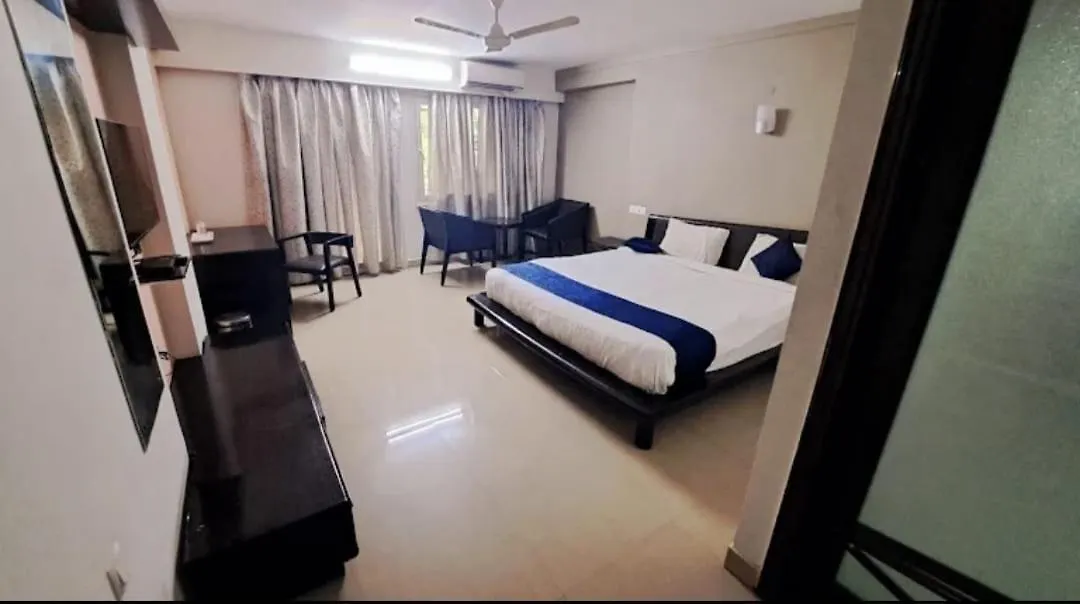 מלון Alappuzha Aec Residency