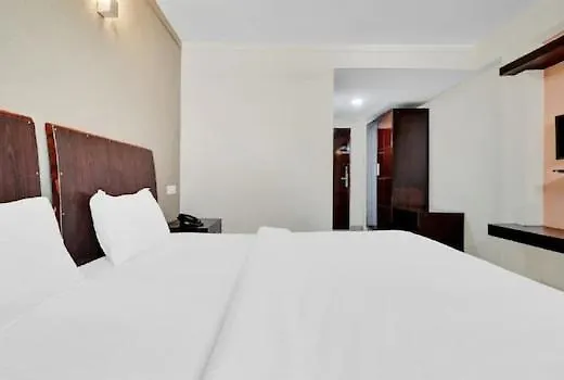 מלון Alappuzha Aec Residency 2*,  הודו